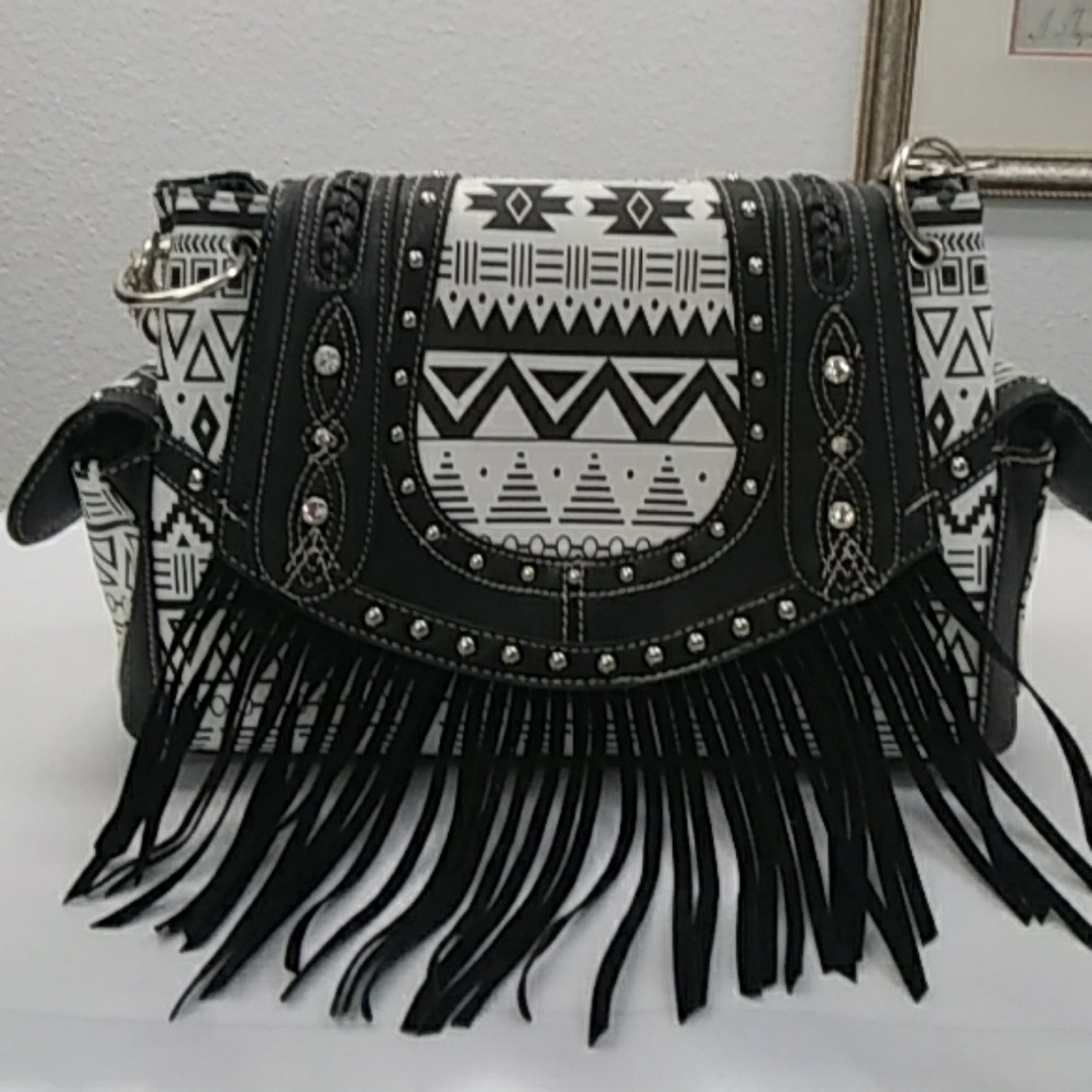 Purse/Concealed Weapons